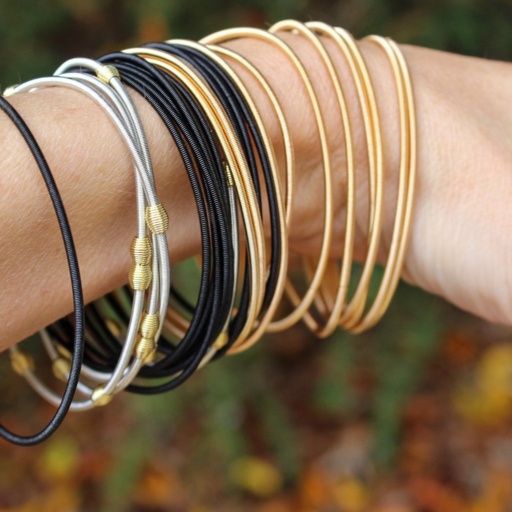 Stretch Bracelet Set Mixed! - Picture 2 of 3